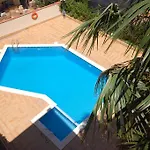 Lets Holidays Centric With Pool In Tossa *