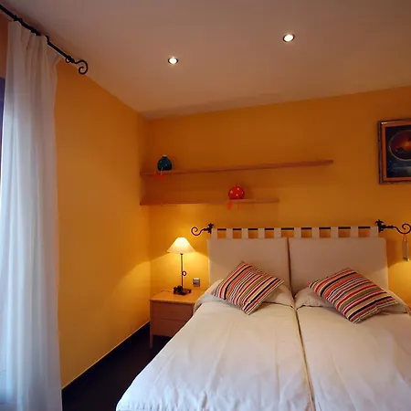 아파트 Lets Holidays Centric With Pool In Tossa