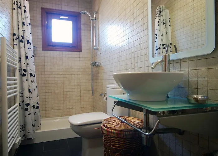 아파트 Lets Holidays Centric With Pool In Tossa *